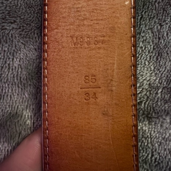 Authentic Louis Vuitton Damier Azur Canvas Leather Voyage
Belt Size 85/33 M9837 - Picture 4 of 6